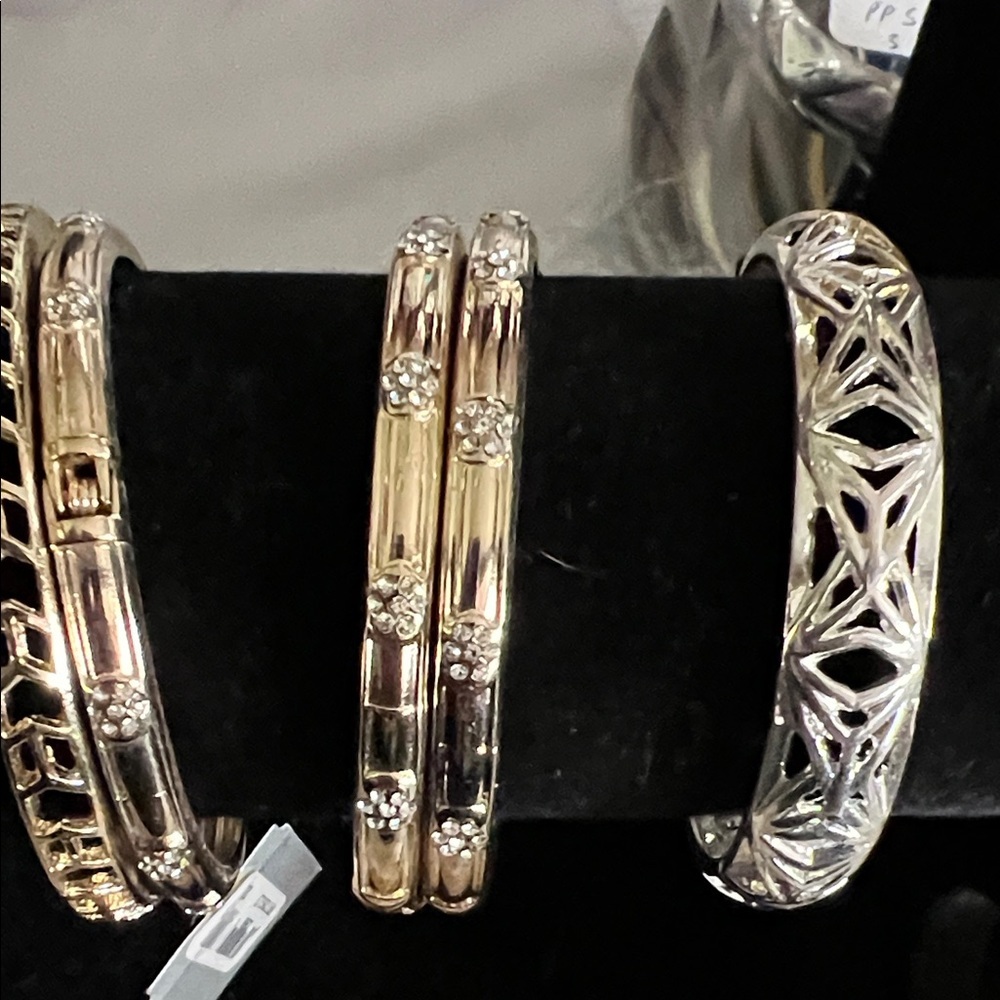 Chic Multicolor Bangle Bracelets - Picture 4 of 12
